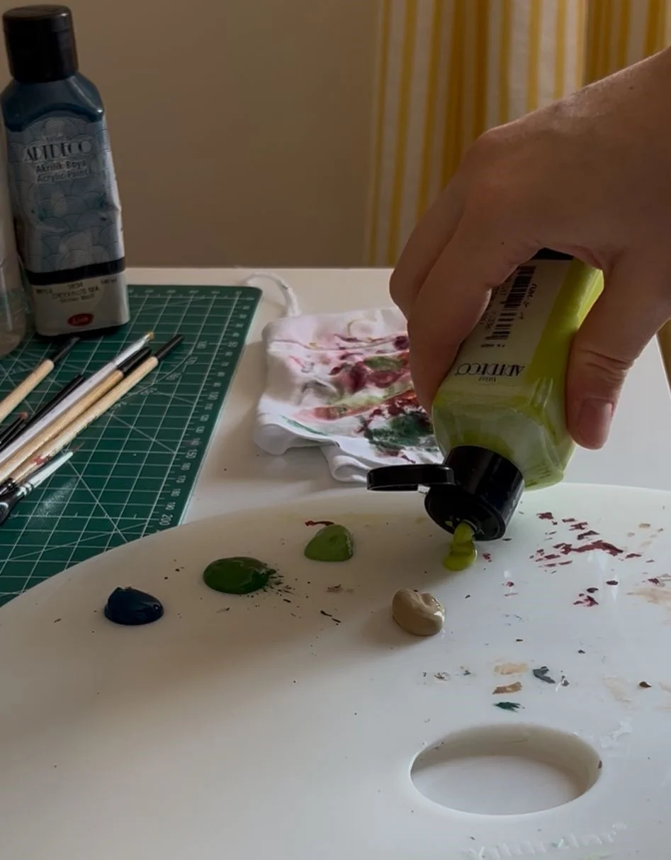 How to Slow Down Acrylic Paint Drying: Ways to Keep Acrylic Paint Wet Longer